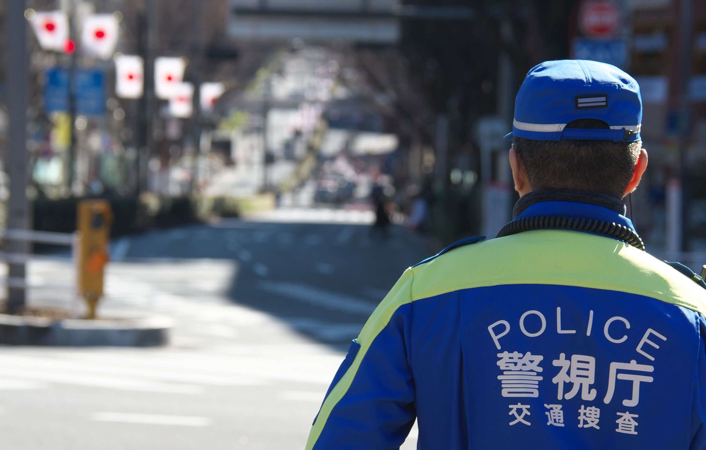 Homme meurt enfermé nu sur un balcon en hiver au Japon