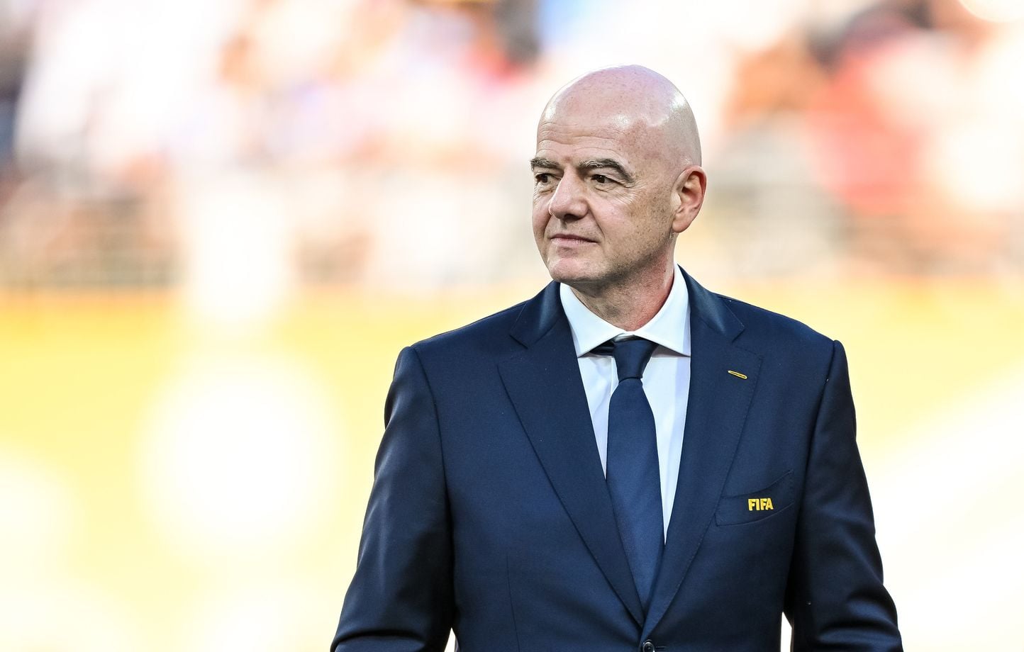 La FIFA vend-elle le football ? L’UEFA menace