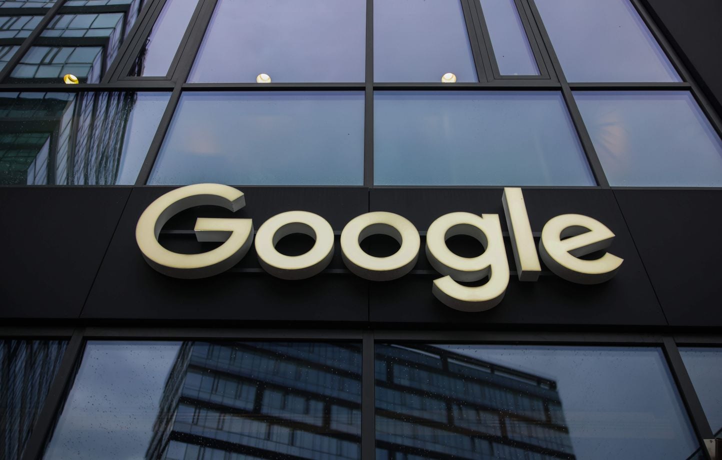 Google Earth : l’IA crée de fausses images satellite