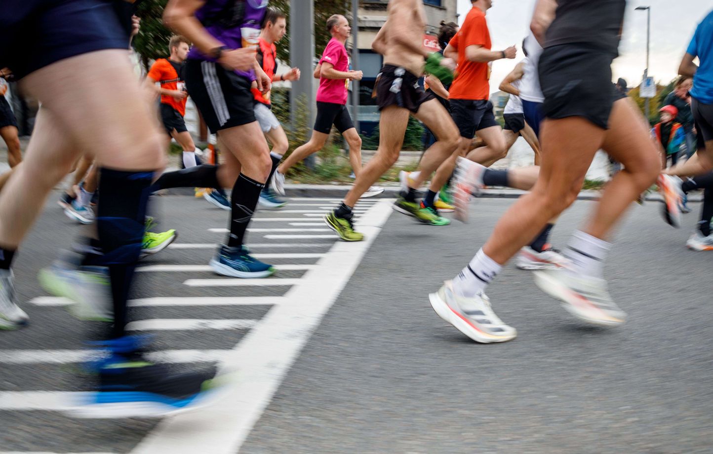 Des robots humanoïdes au départ du semi-marathon de Pékin