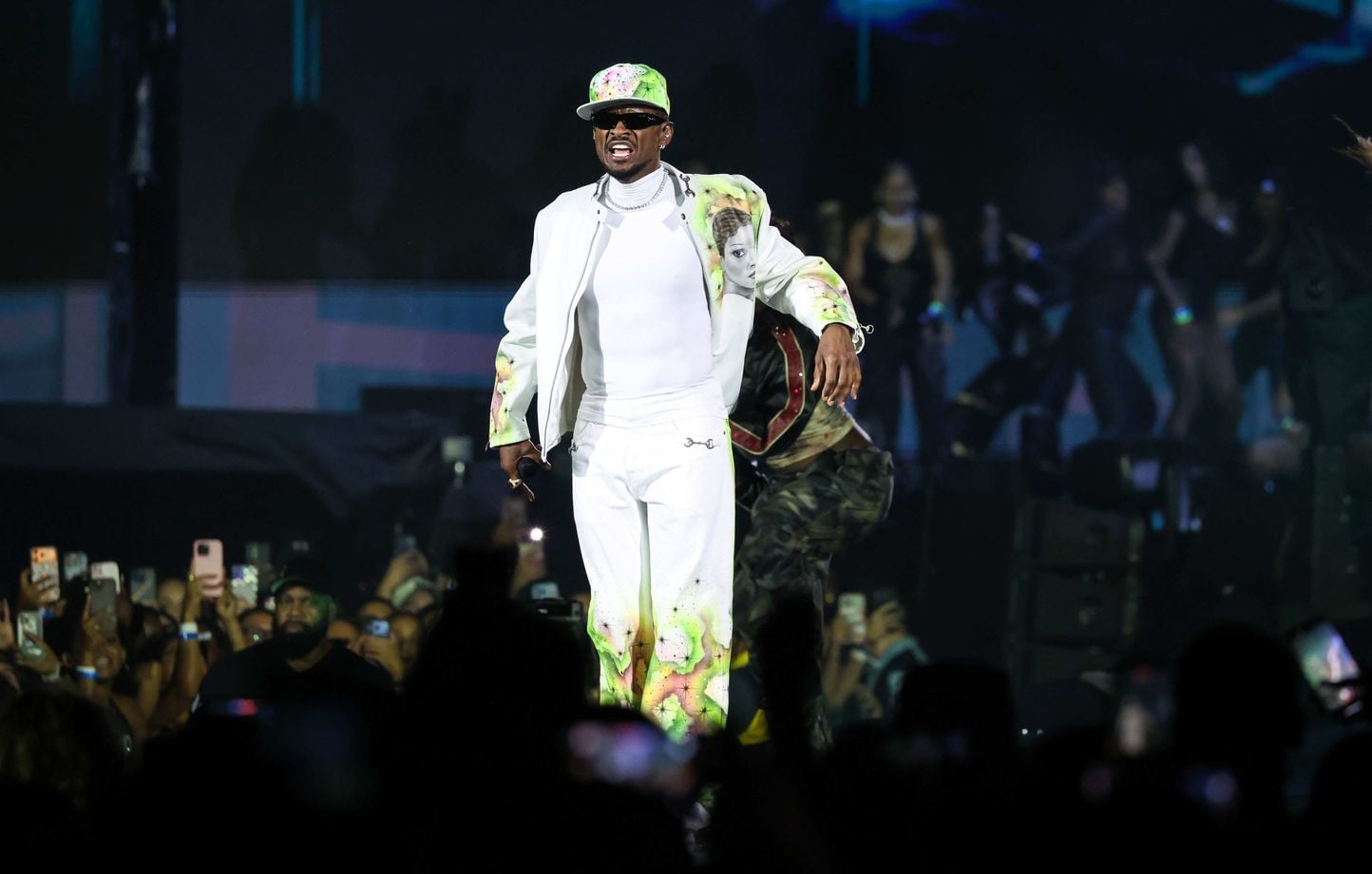 Usher remplacé par un clone ? Sa réponse fait le buzz