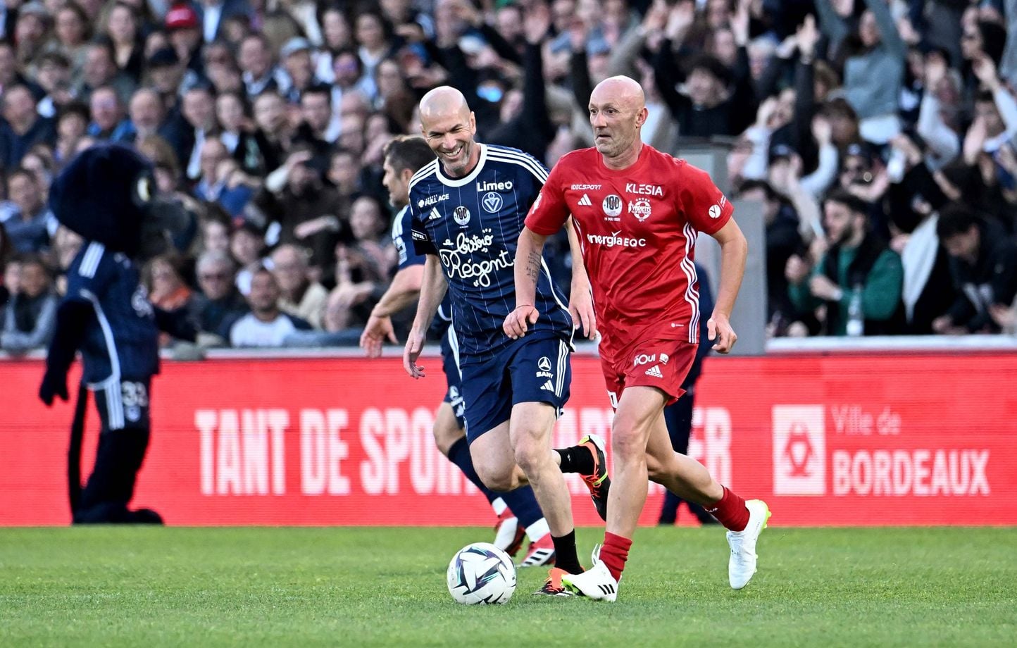 Bleus : Barthez, le choix fort de Zidane pour les gardiens