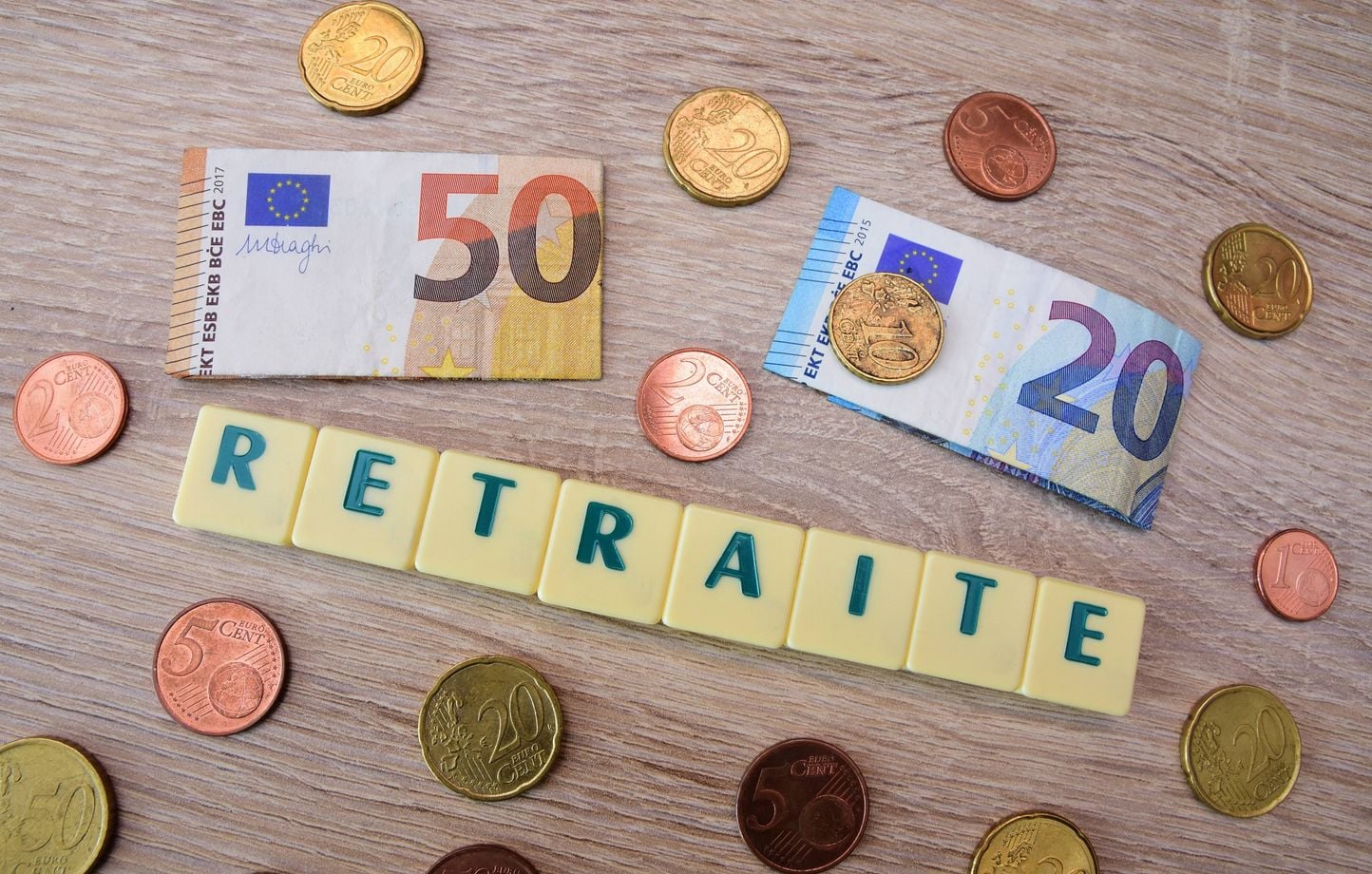 Retraites : le gel partiel des pensions revient en 2027