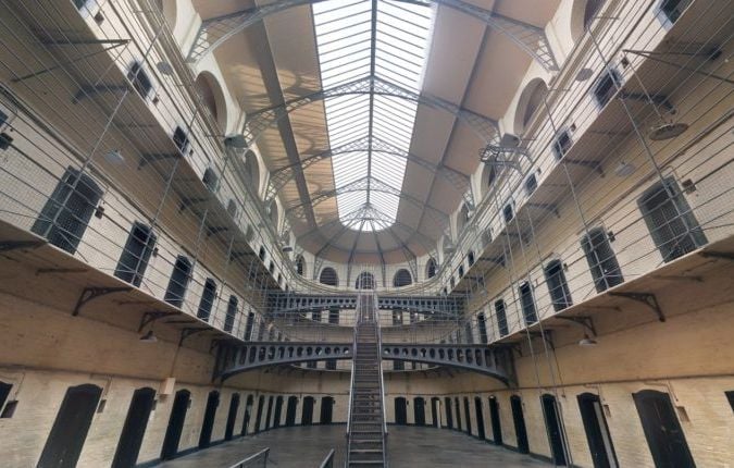 75 ans en prison : le plus vieux détenu meurt à 101 ans