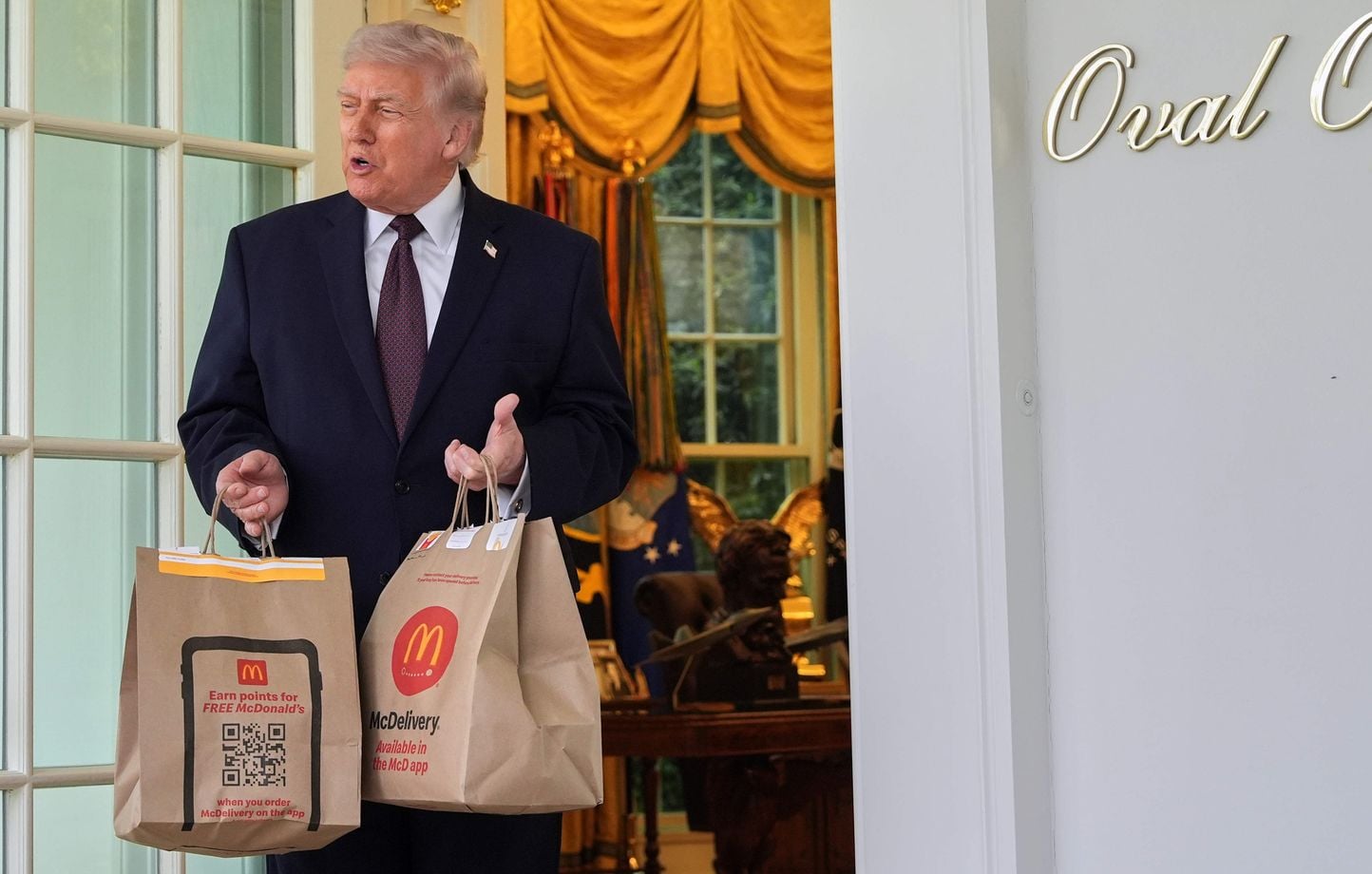 Burgers trop chers : Trump suspend les taxes sur le bœuf