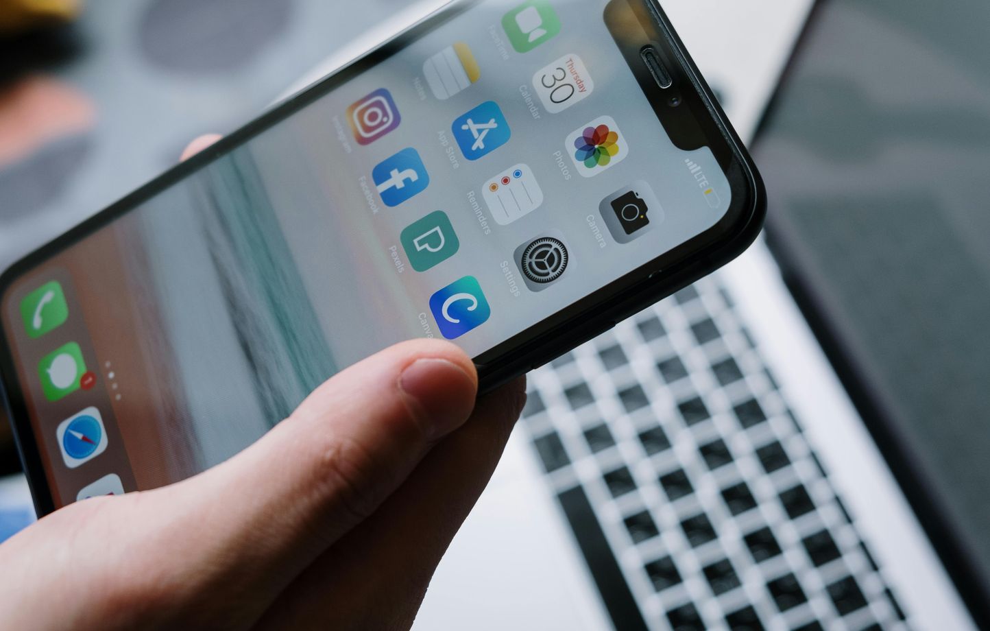 Apple alerte sur la présence d’un logiciel espion sur iPhone