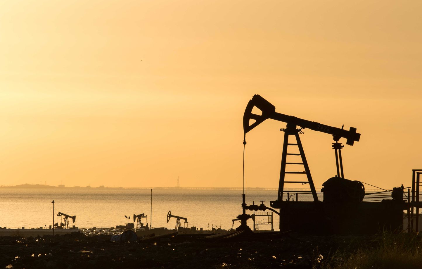 Les prix du pétrole plongent à nouveau ce lundi