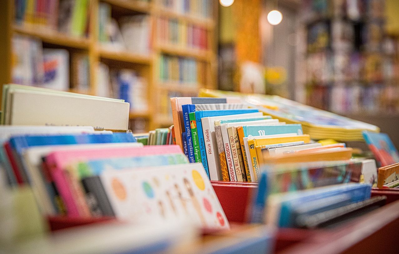 La Cour suprême limite les livres LGBT+ dans les écoles