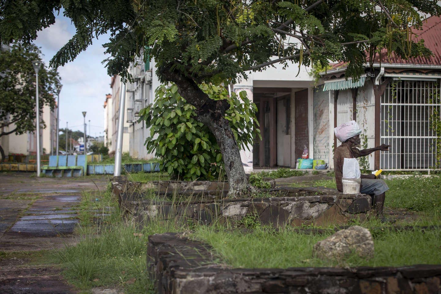 Aux Antilles « un parcours de vie entravé dans l’accès aux droits », selon la Défenseure des droits