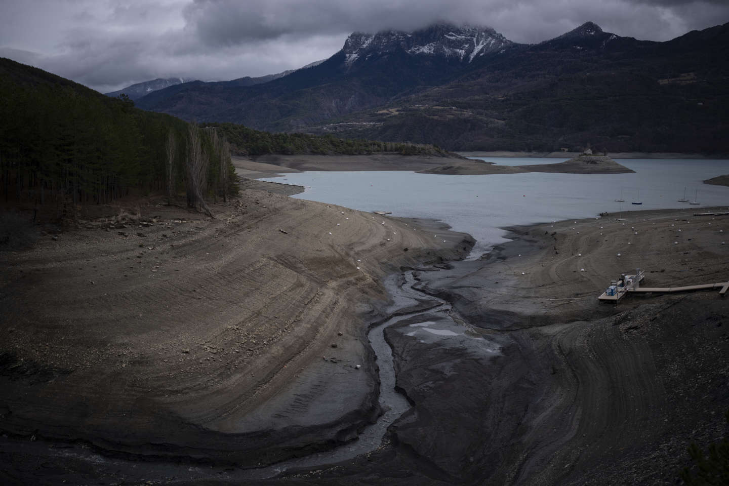 Sécheresse : un rapport interministériel appelle à un « changement radical » dans la gestion de l’eau