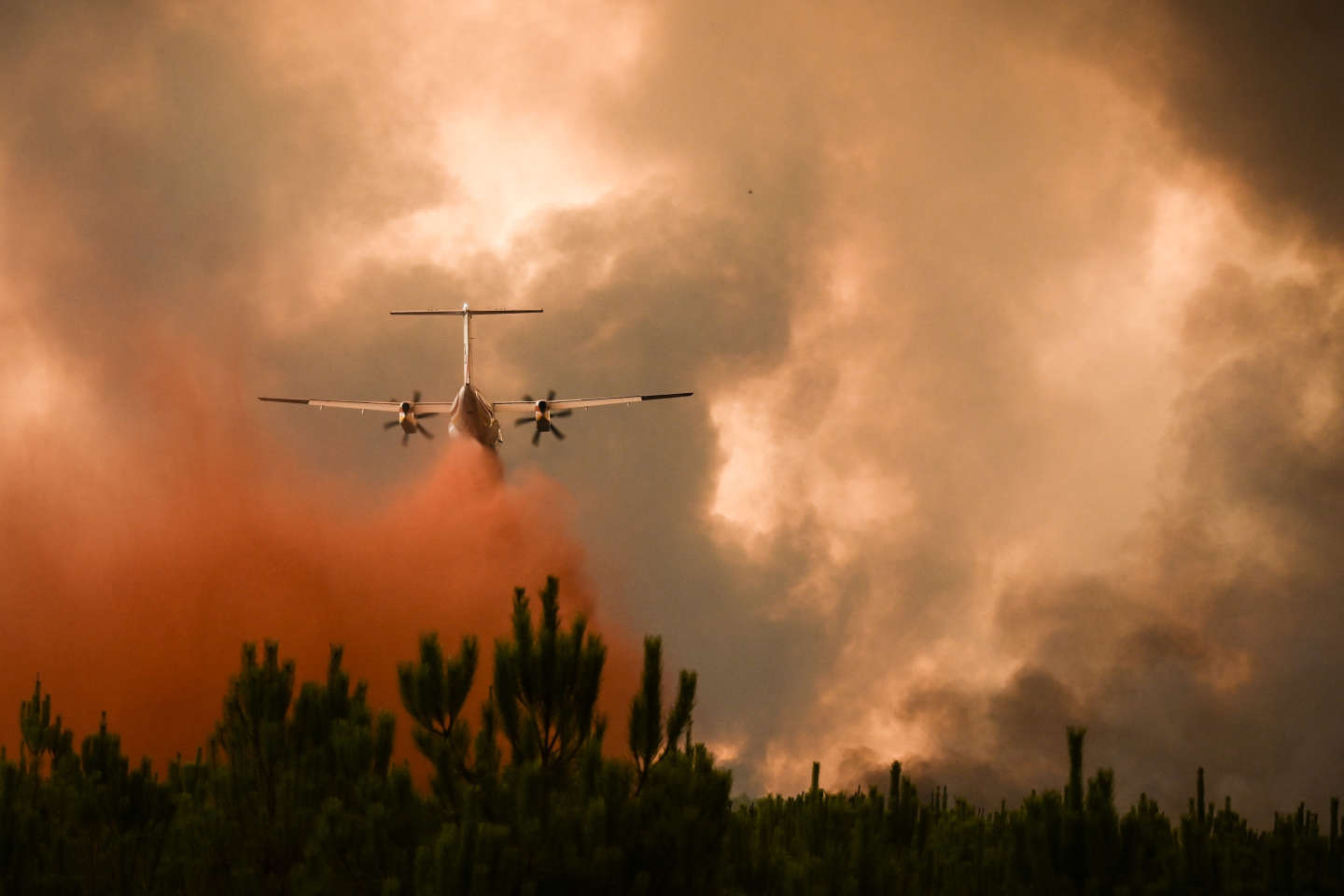 Contre les incendies, le gouvernement annonce des moyens renforcés