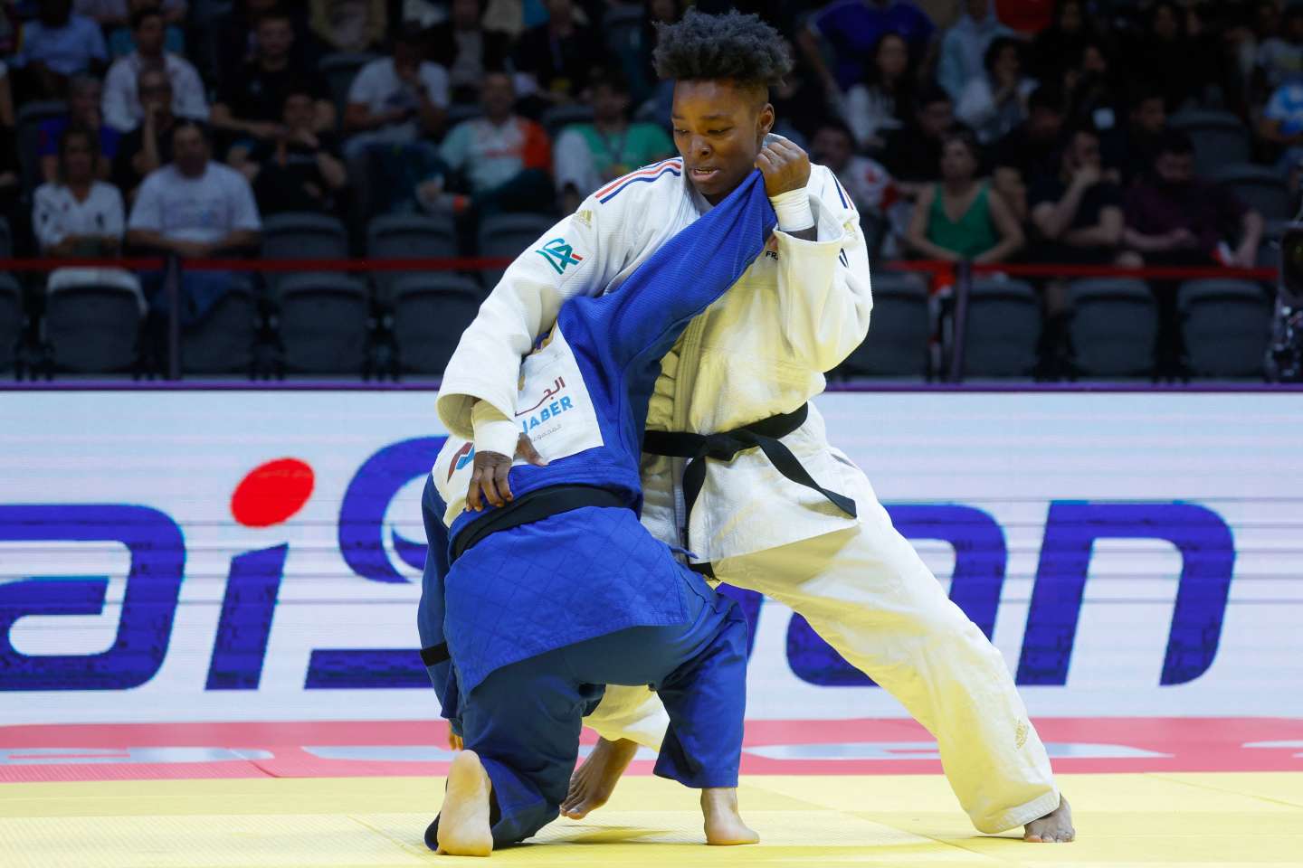 Judo : la revenante Audrey Tcheuméo, médaillée d’argent aux championnats du monde