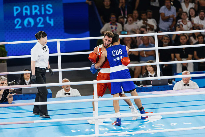 Pour le boxeur Sofiane Oumiha, une médaille d’argent au goût d’inachevé