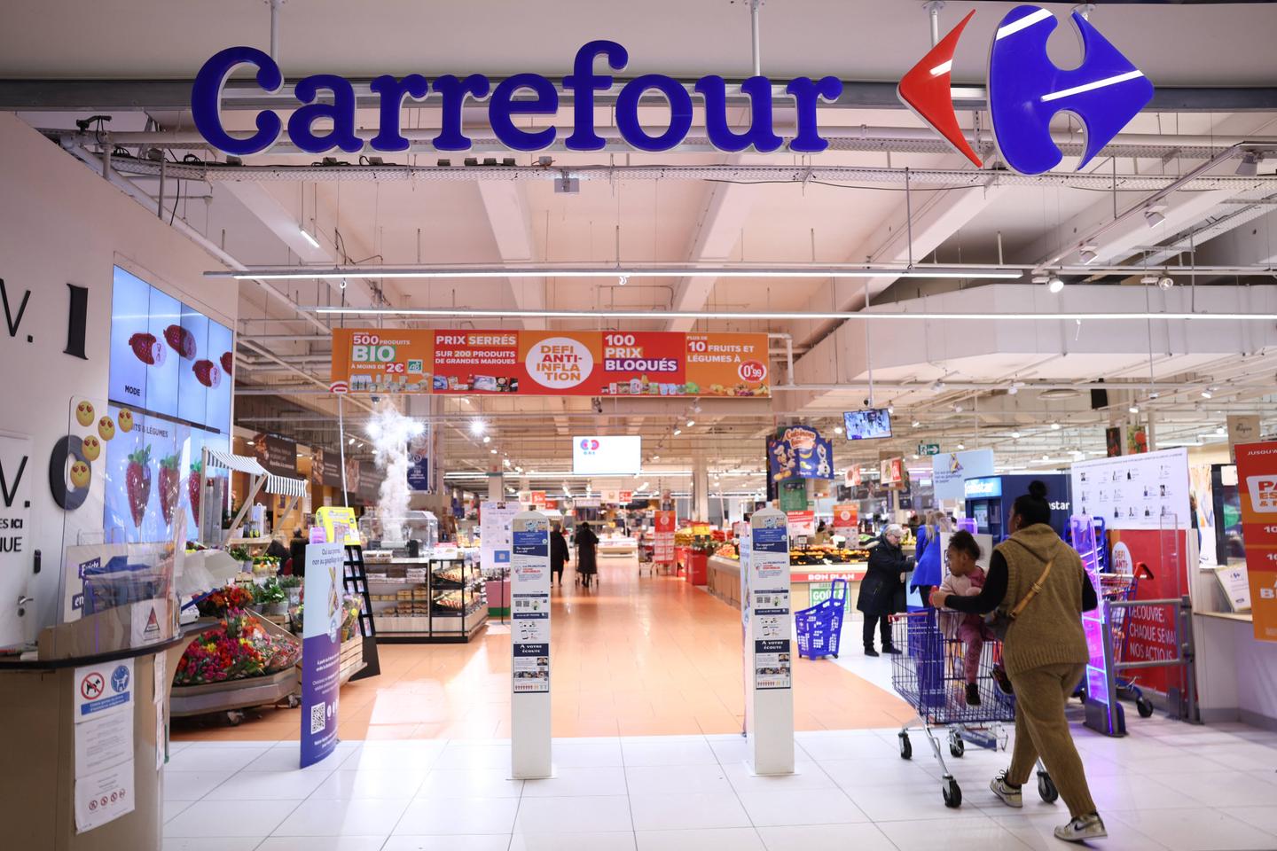 « Abandon, trahison » contre « liberté d’entreprendre » : la location-gérance chez Carrefour devant la justice