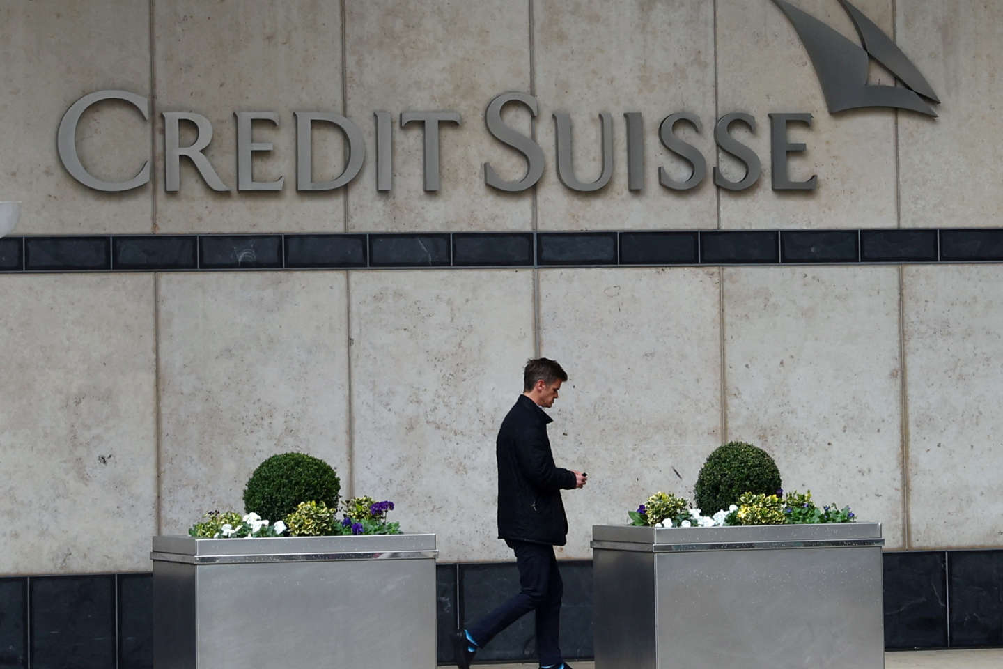 L’action de Credit Suisse rebondit grâce à l’aide de la banque centrale