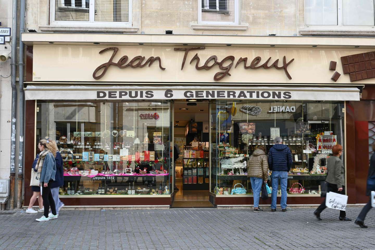 Agression de Jean-Baptiste Trogneux : trois hommes jugés à Amiens