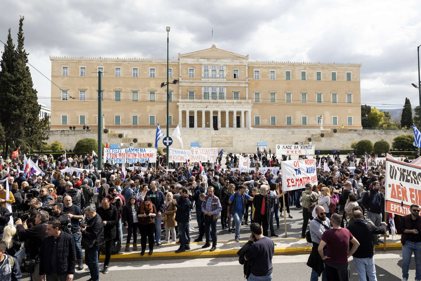 En Grèce, des milliers de personnes manifestent pour accentuer la pression sur les autorités après la catastrophe ferroviaire de Tempé