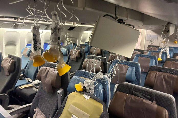 Turbulences sur un vol de Singapore Airlines : vingt passagers en soins intensifs à Bangkok