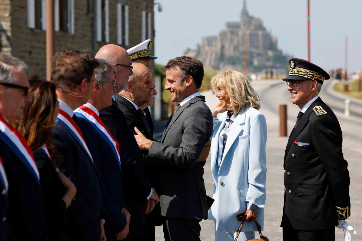 Emmanuel Macron au Mont-Saint-Michel pour prononcer un discours, à la veille d’une nouvelle journée de mobilisation