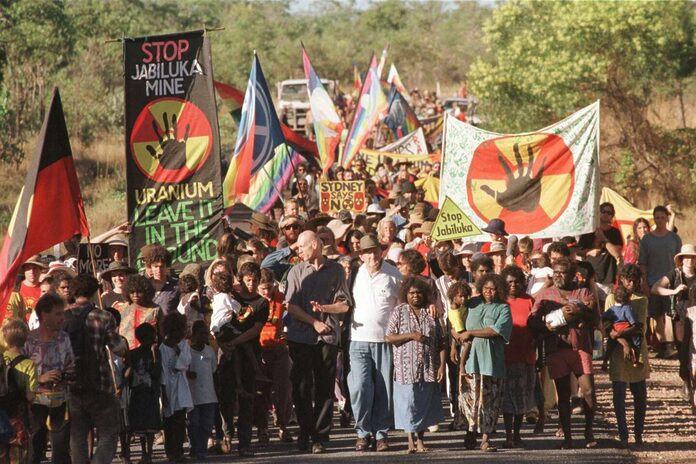 Nucléaire : l’Australie interdit l’exploitation d’un gisement d’uranium sur un site aborigène