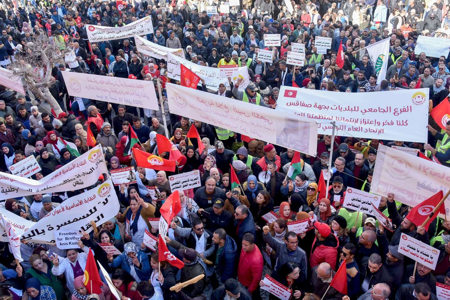 En Tunisie, le président ordonne l’expulsion de la responsable syndicale de l’Union européenne la plus haut placée