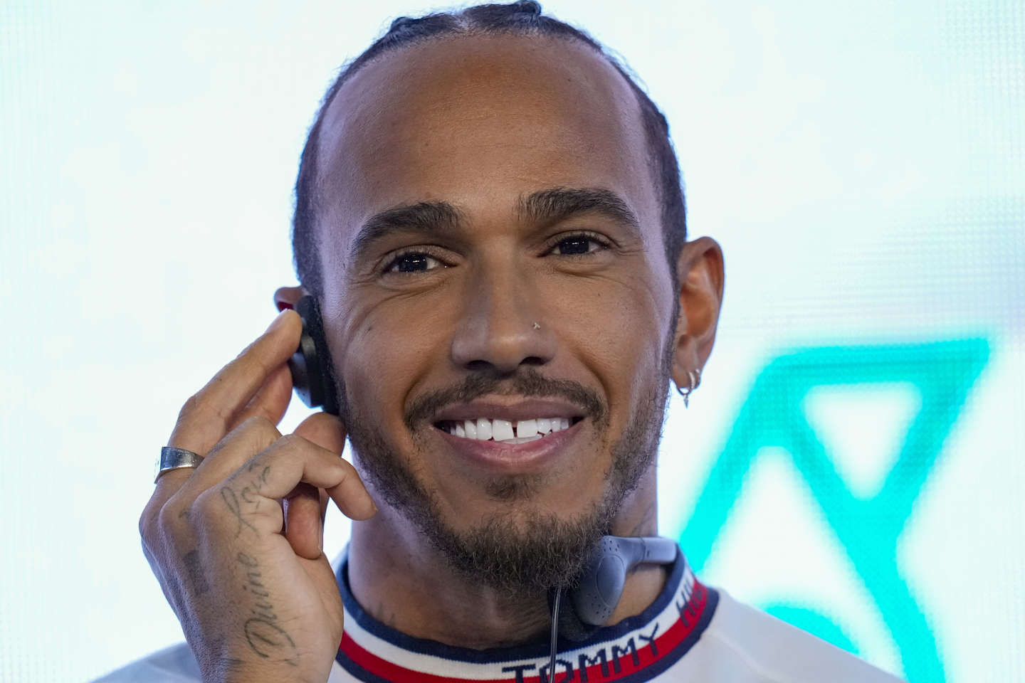 F1 : Lewis Hamilton entend « continuer à parler » malgré le nouveau règlement de la Fédération internationale automobile