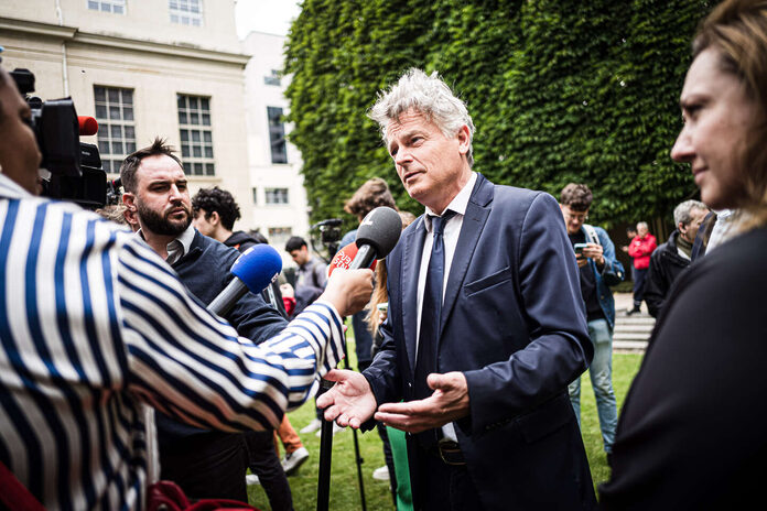 Fabien Roussel, patron du Parti communiste, éliminé dès le premier tour des élections législatives