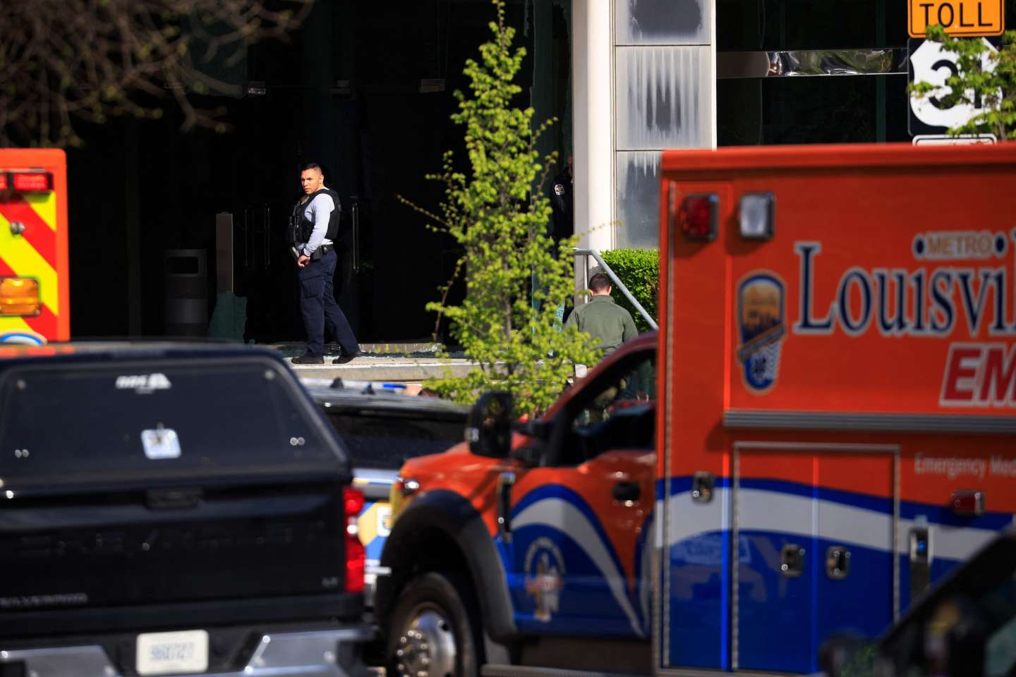 Etats-Unis : une fusillade à Louisville, dans le Kentucky, fait au moins quatre morts et six blessés