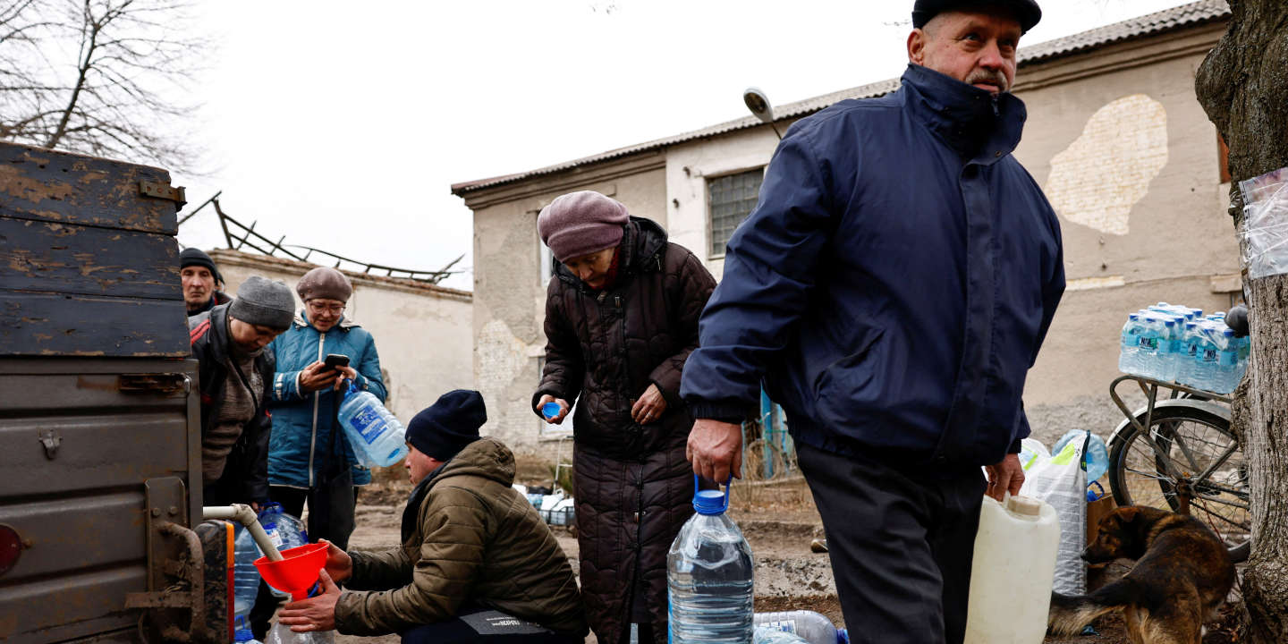 Guerre en Ukraine, en direct : cinq millions d’Ukrainiens privés d’eau potable