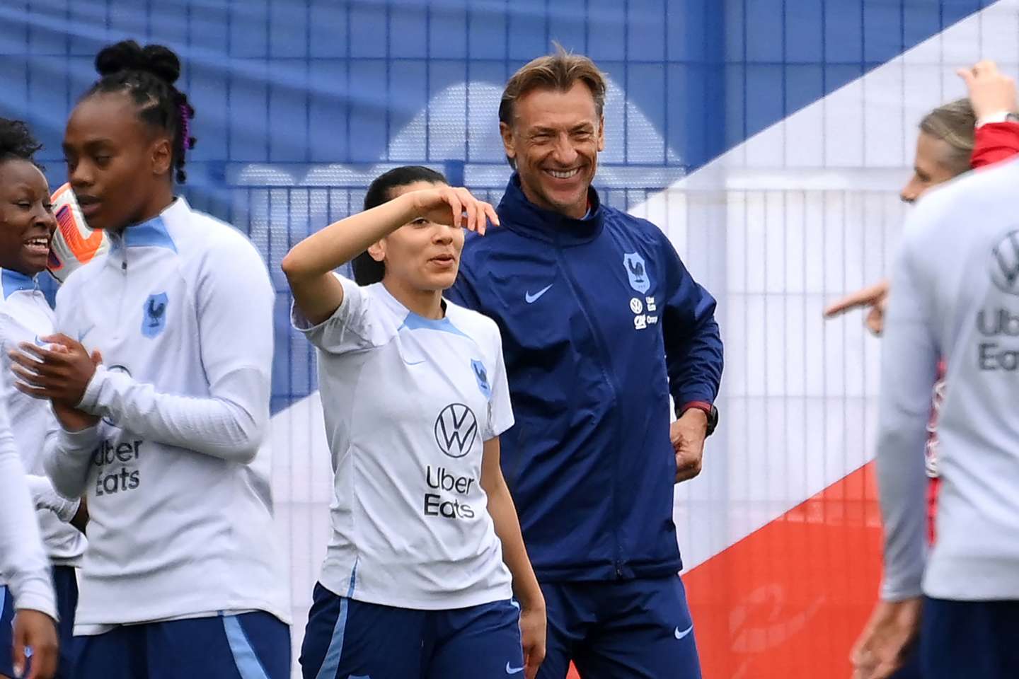 France-Canada : « De la joie, de la danse, de la musique » au cœur de la méthode Hervé Renard pour booster les Bleues