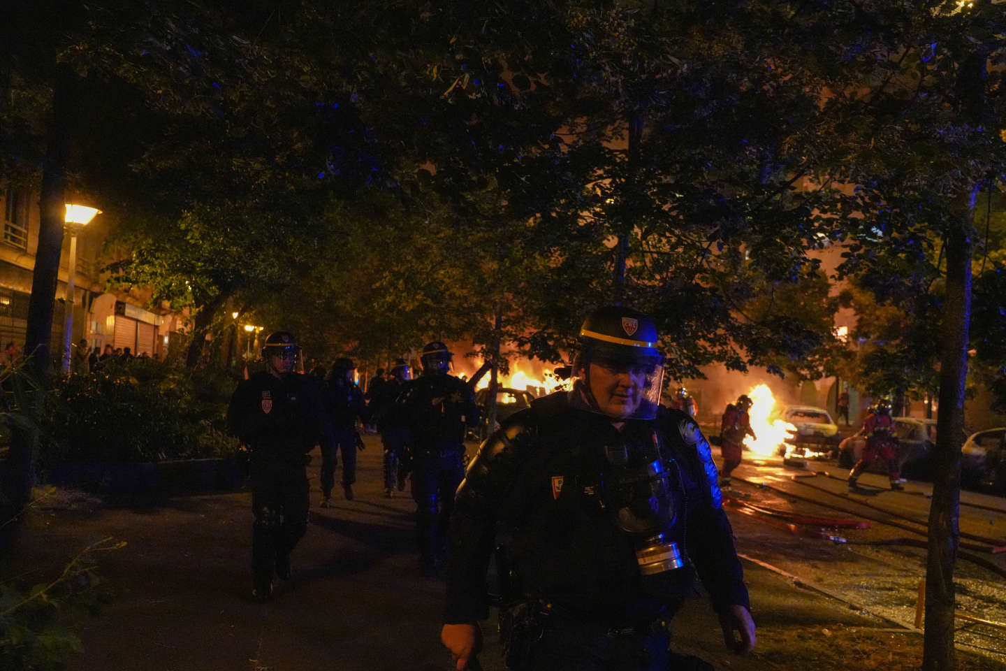 Mort de Nahel : deuxième nuit de violences à Nanterre, où « la colère est très grande »