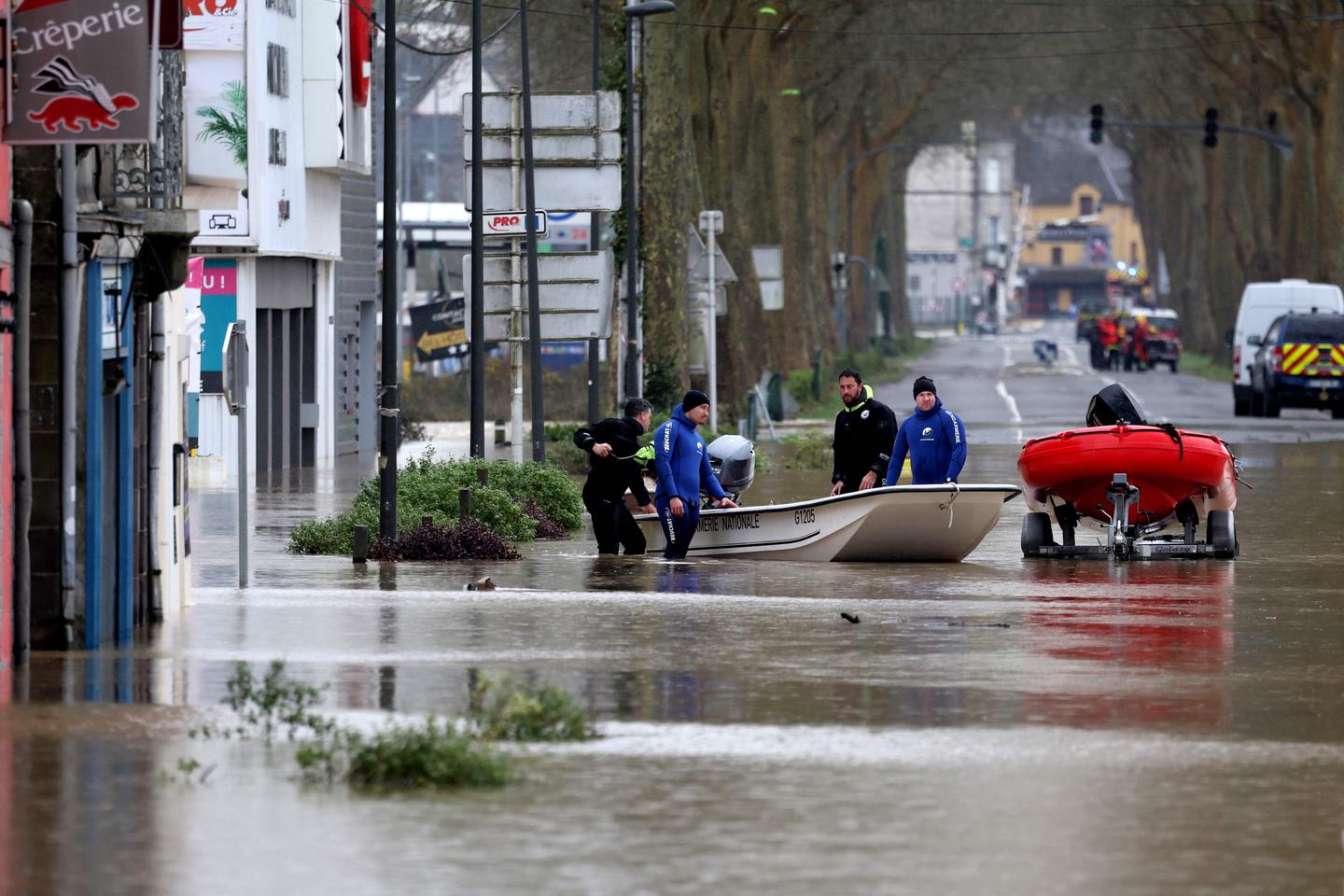 Inondations dans l’Ouest : Bruno Retailleau annonce que le dispositif d’état de catastrophe naturelle sera « accéléré »