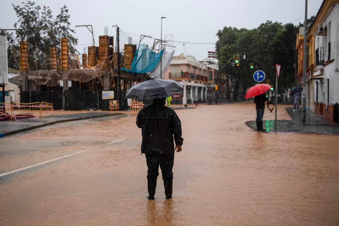 Espagne : fin de l’alerte rouge aux intempéries dans le sud et l’est du pays