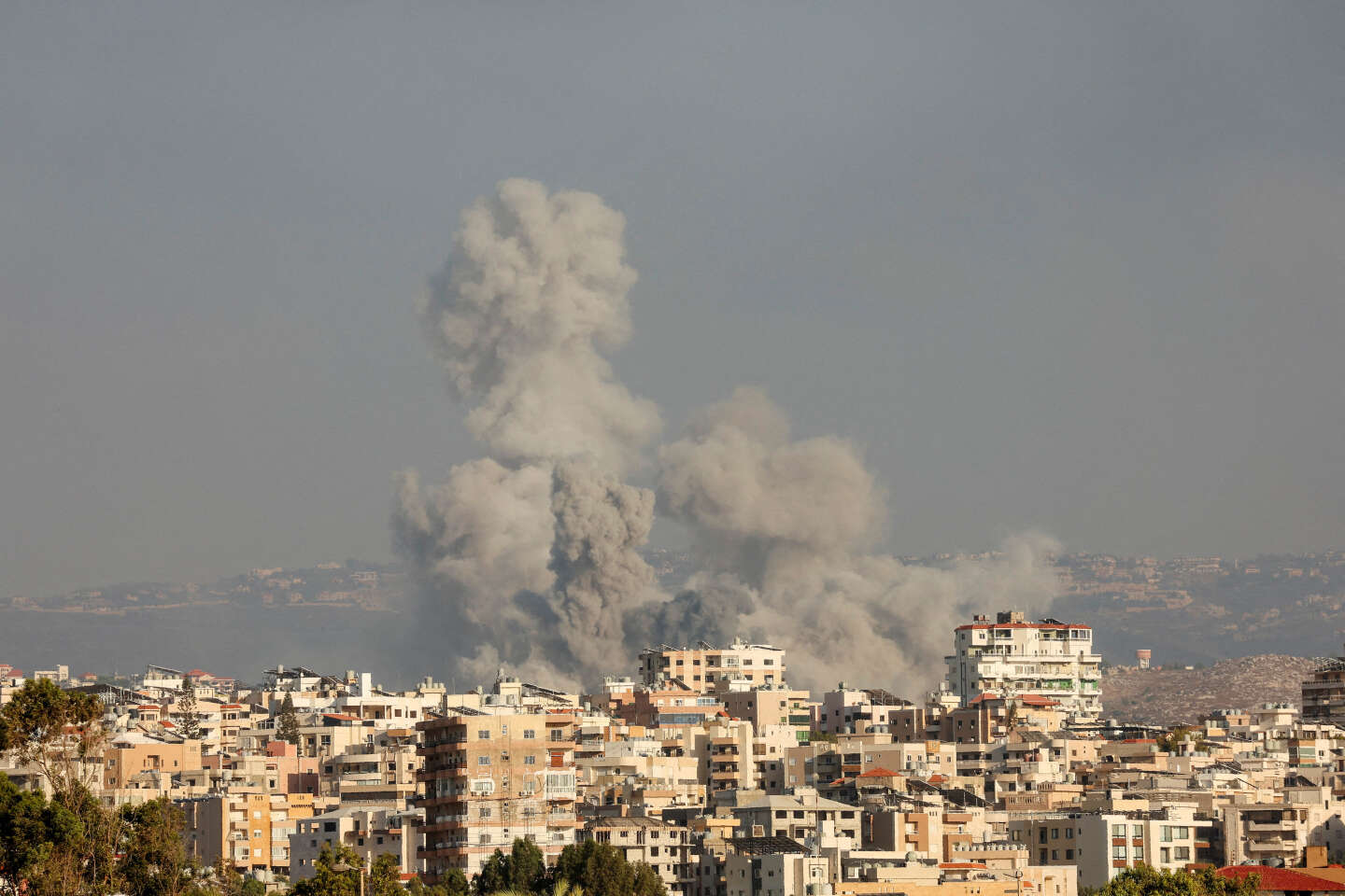 Israël déclenche une brusque escalade du conflit avec le Hezbollah, à un fil de la guerre ouverte