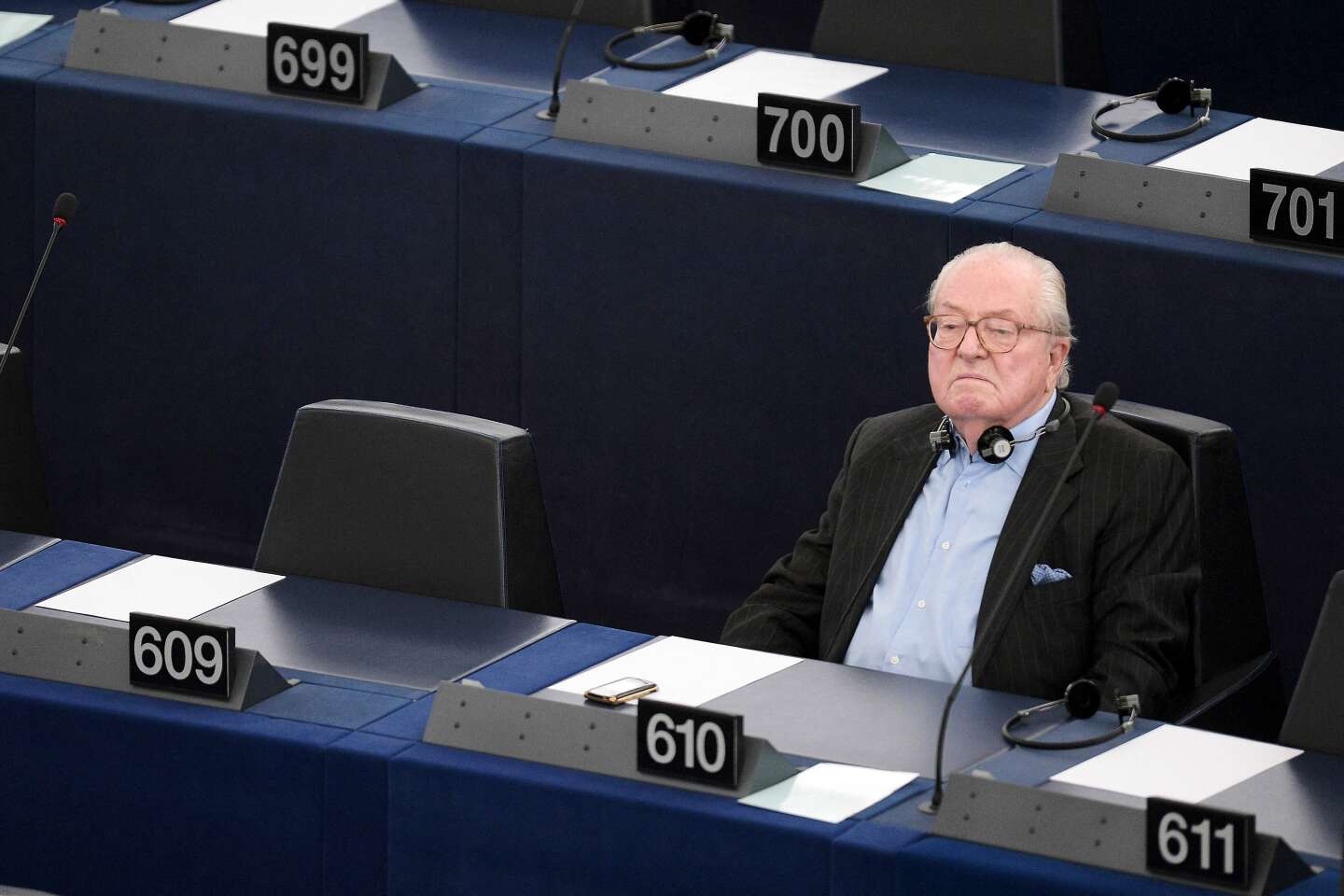 Jean-Marie Le Pen sommé de rembourser 300 000 euros au Parlement européen