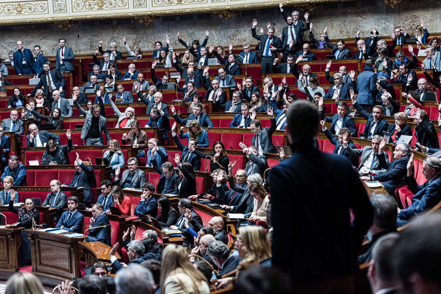 La défiance envers la politique fait son retour en France après la parenthèse du Covid