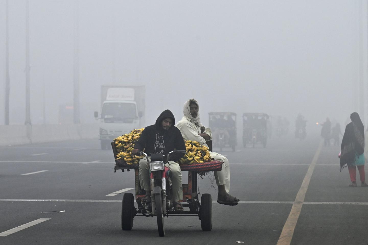 Pakistan : pour la première fois depuis deux semaines, l’air n’est plus « dangereux » à Lahore