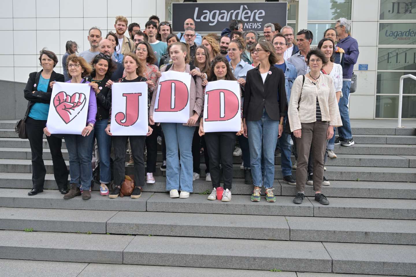 Grève au « JDD » : la rédaction reconduit le mouvement pour une sixième semaine sans parution du journal