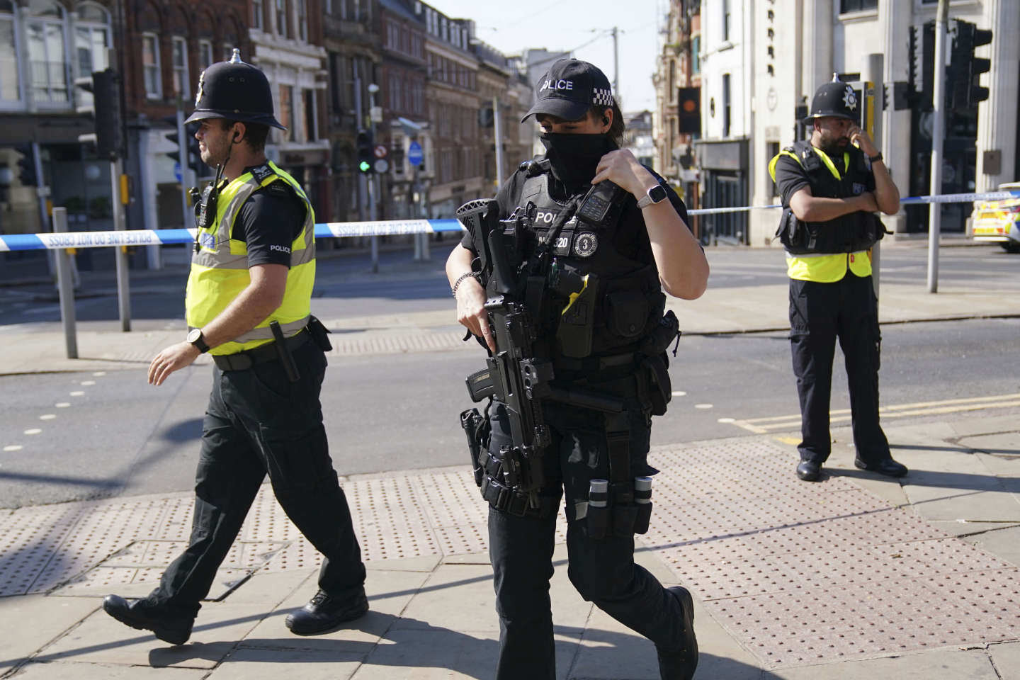 Nottingham : trois personnes tuées à plusieurs endroits du centre-ville, les rues bouclées par la police