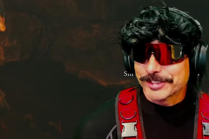 Le streamer DrDisRespect reconnaît avoir eu des échanges « informels » et « inappropriés » avec une personne mineure