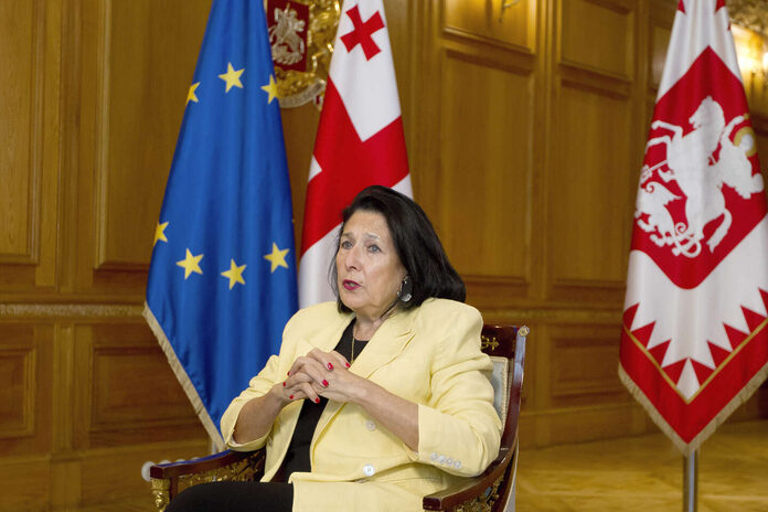 Loi sur « l’influence étrangère » en Géorgie : la présidente Salomé Zourabichvili annonce avoir mis son veto