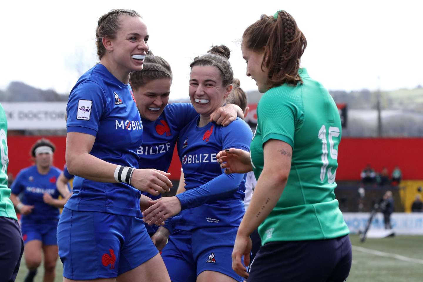 Tournoi des six nations féminin : la France surclasse l’Irlande et poursuit sa quête de Grand Chelem