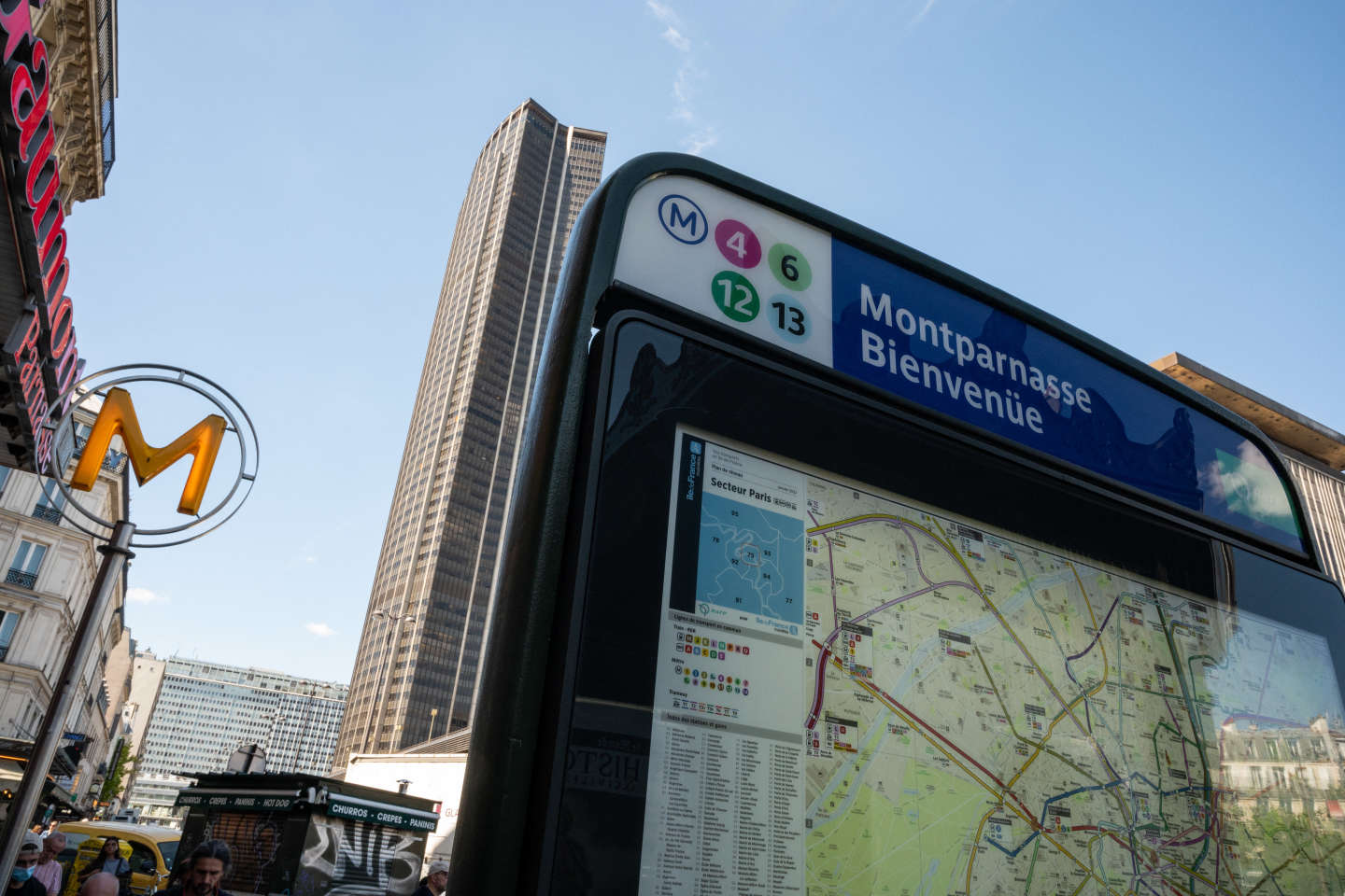 Selon la RATP, une « accumulation d’incidents » a bloqué le métro parisien et des centaines de voyageurs mercredi