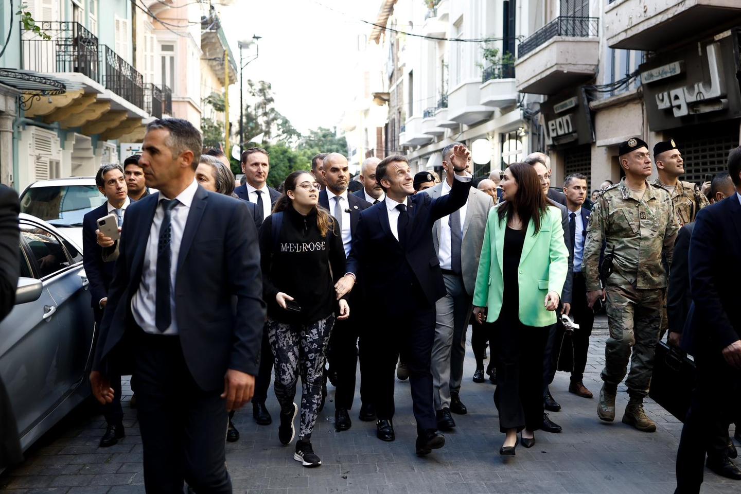 Emmanuel Macron revient à Beyrouth quatre ans après l’explosion