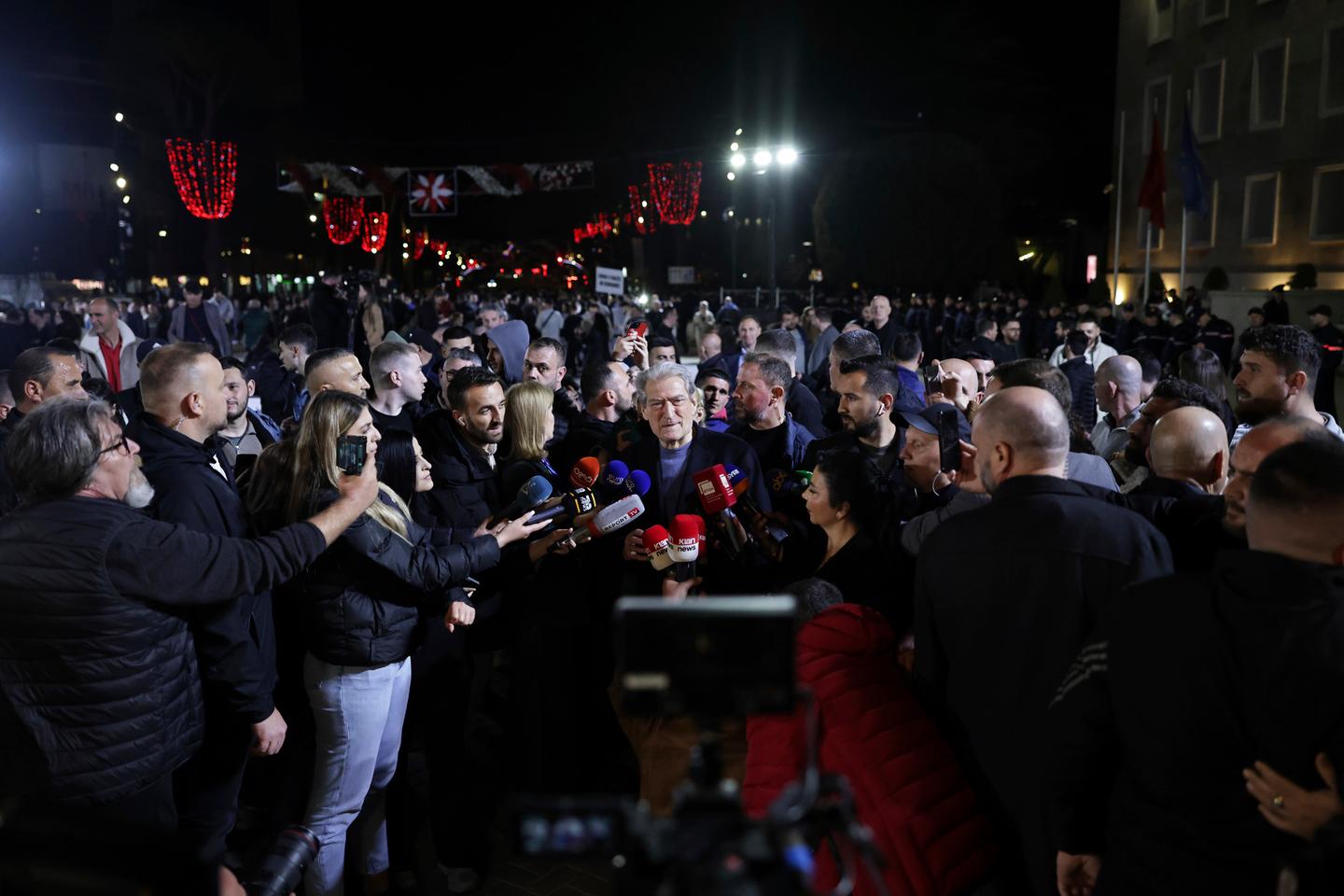 Manifestations en Albanie contre l’interdiction de TikTok