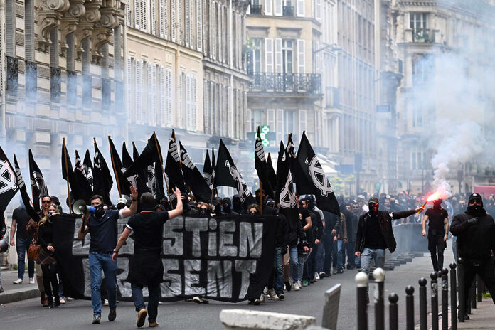 Le tribunal administratif de Paris autorise la manifestation d’ultradroite du « Comité du 9-mai »