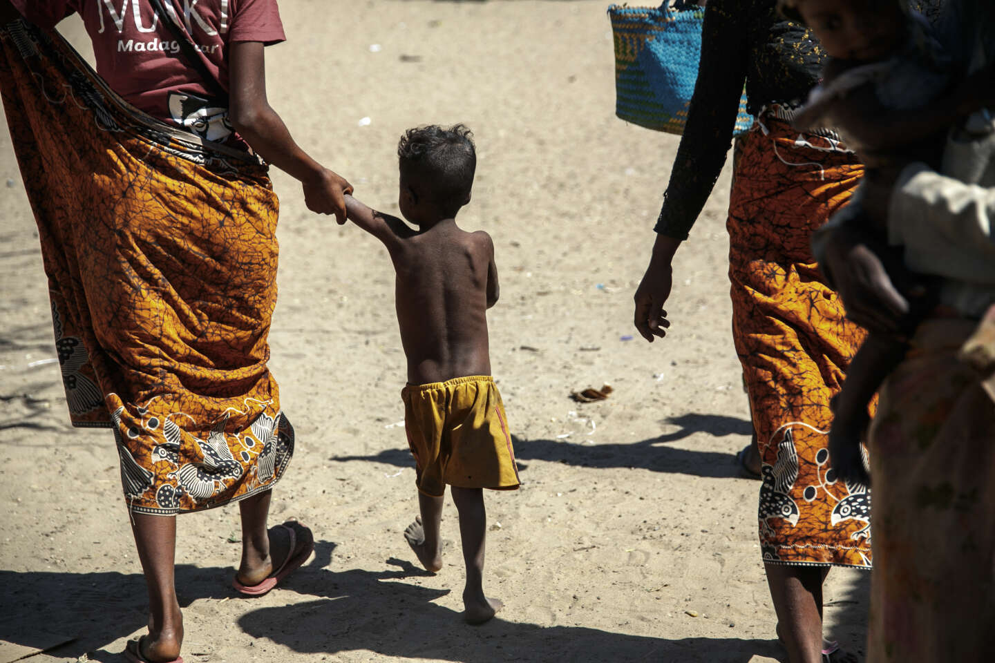 La France acte la suspension des adoptions d’enfants de Madagascar