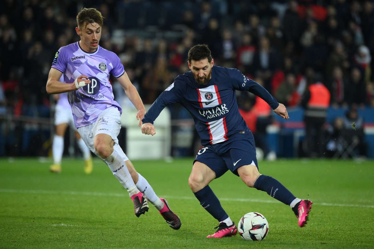 Ligue 1 : le Paris Saint-Germain bat Toulouse sans rassurer