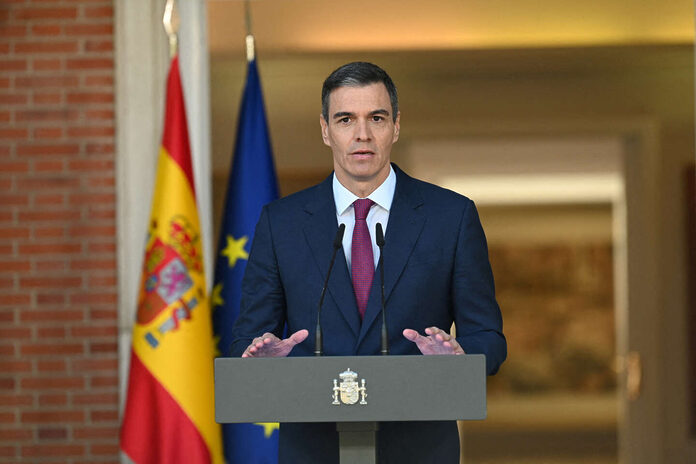En Espagne, la manœuvre de Pedro Sanchez pour resserrer sa majorité