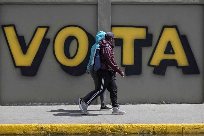 Au Venezuela, début d’une élection présidentielle sous tension entre un pouvoir aux abois et une opposition surmotivée